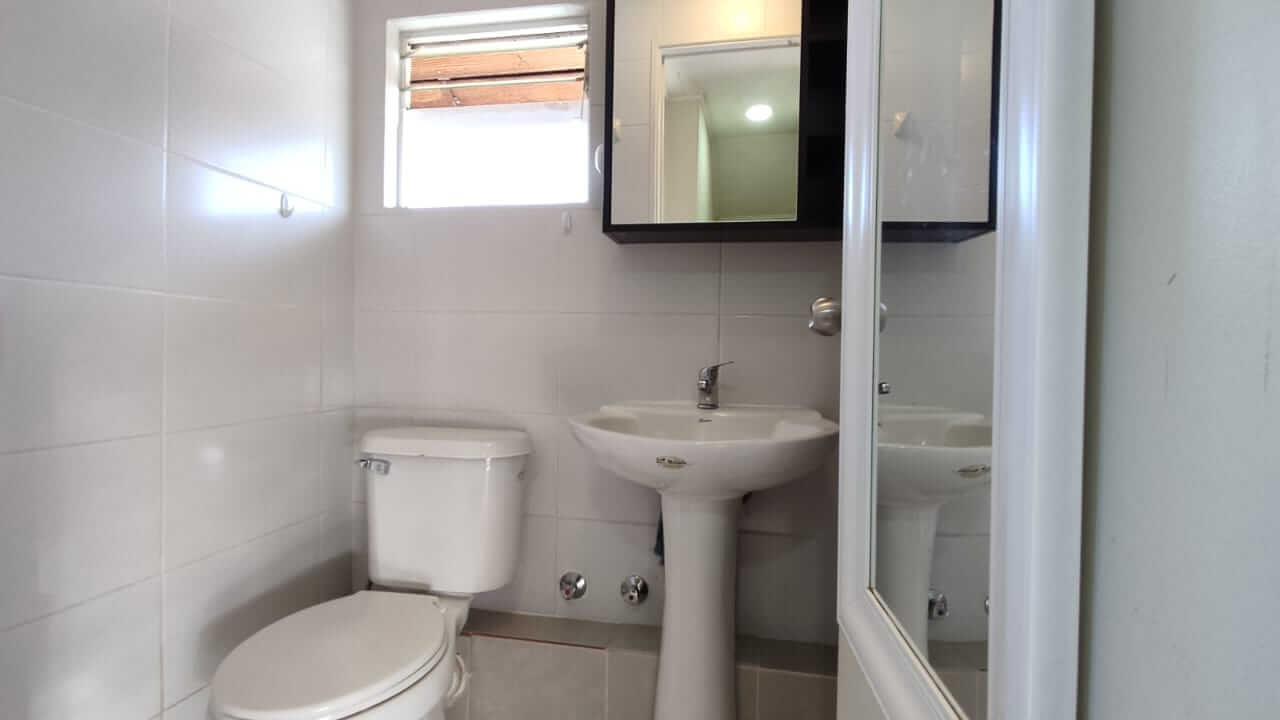 12 baño segundo piso